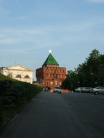 Вид на Дмитровскую башню с Ивановского съезда