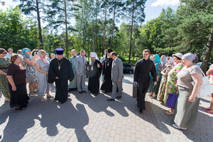 20 июля 2014 г. службу в храме провел митрополит Санкт-Петербургский и Ладожский Варсонофий