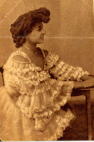 Pearl Hobson 1916